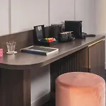 Pley 4* 파리