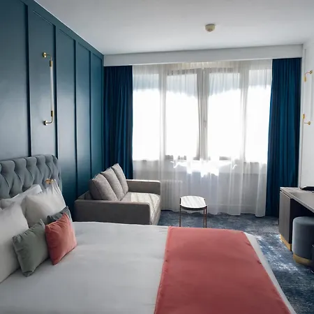 Pley Hotel