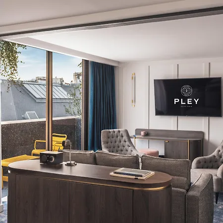 Pley Hotel 4*
