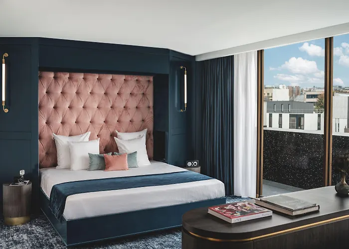 Pley 4* Paris