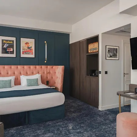 Pley Hotel 4*